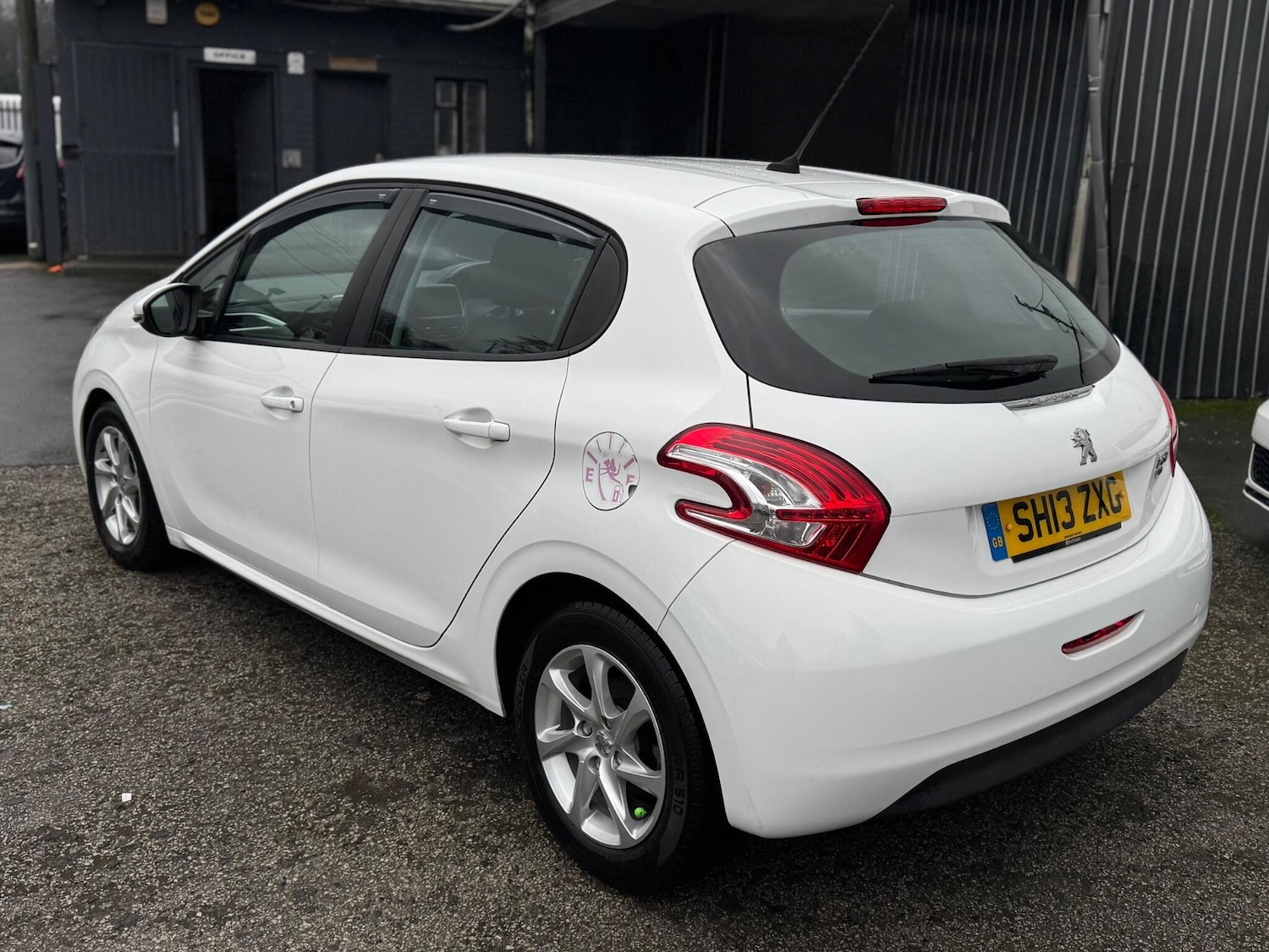 Used Peugeot 208 2013 for sale - 77410904: Photo 21