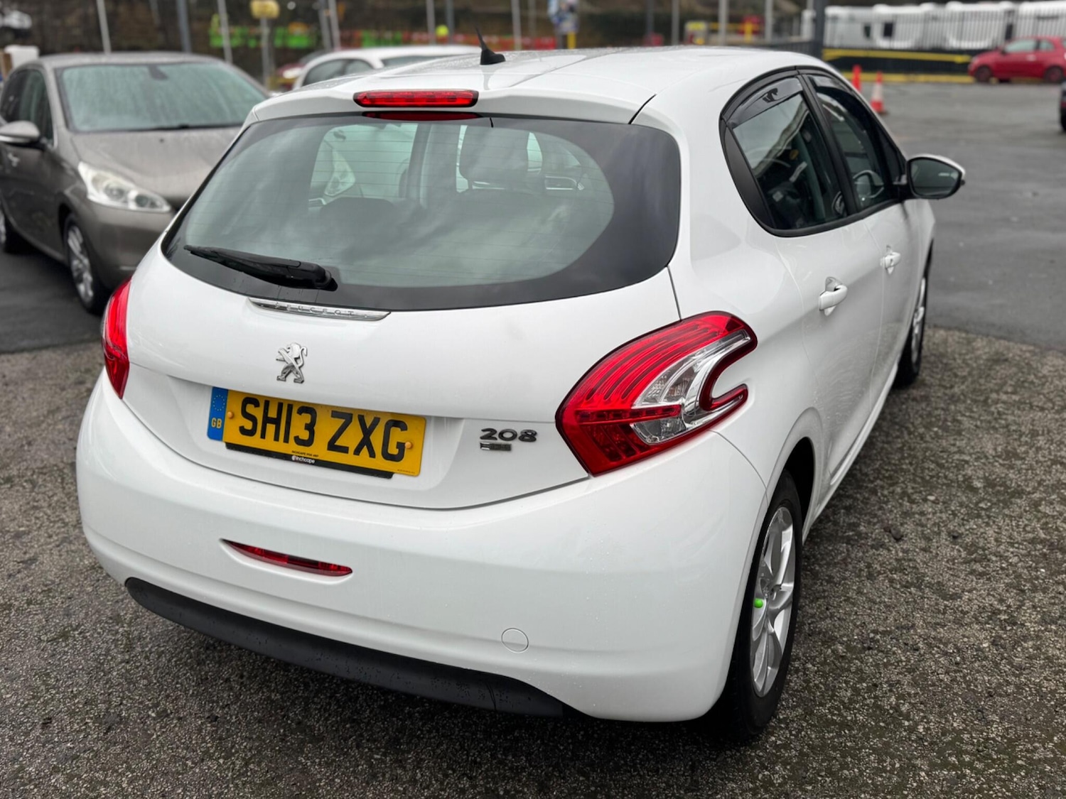 Used Peugeot 208 2013 for sale - 77410904: Photo 32