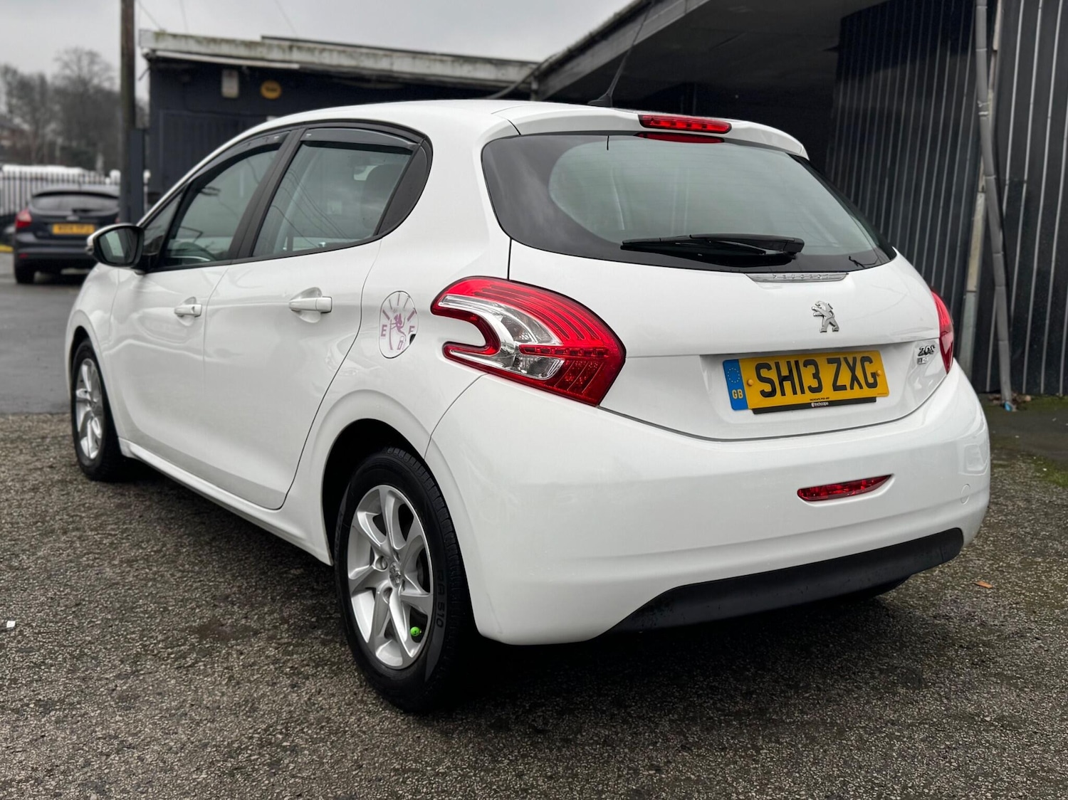 Used Peugeot 208 2013 for sale - 77410904: Photo 4