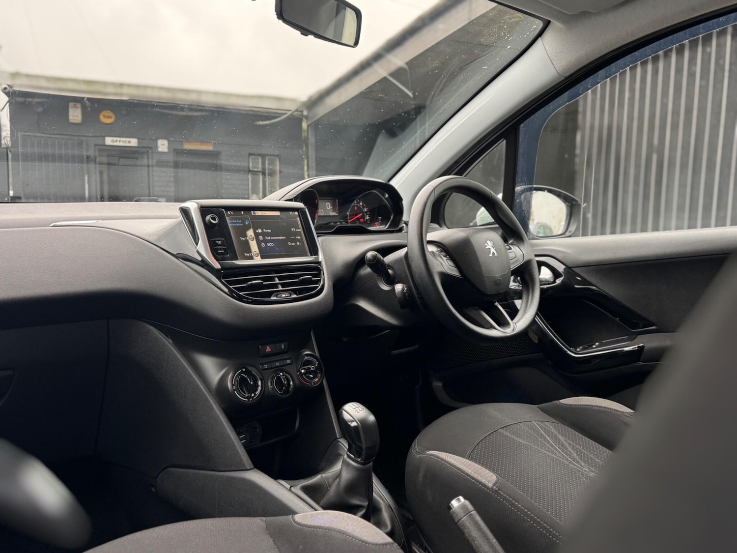 Used Peugeot 208 2013 for sale - 77410904: Photo 40