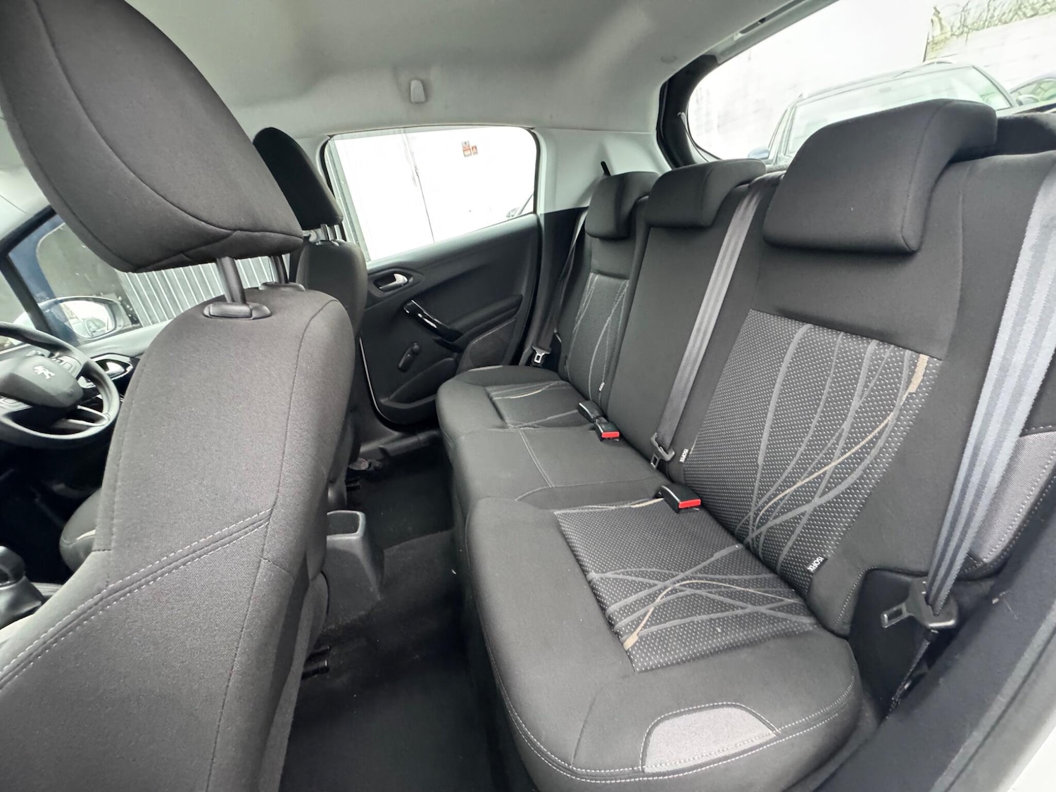 Used Peugeot 208 2013 for sale - 77410904: Photo 45