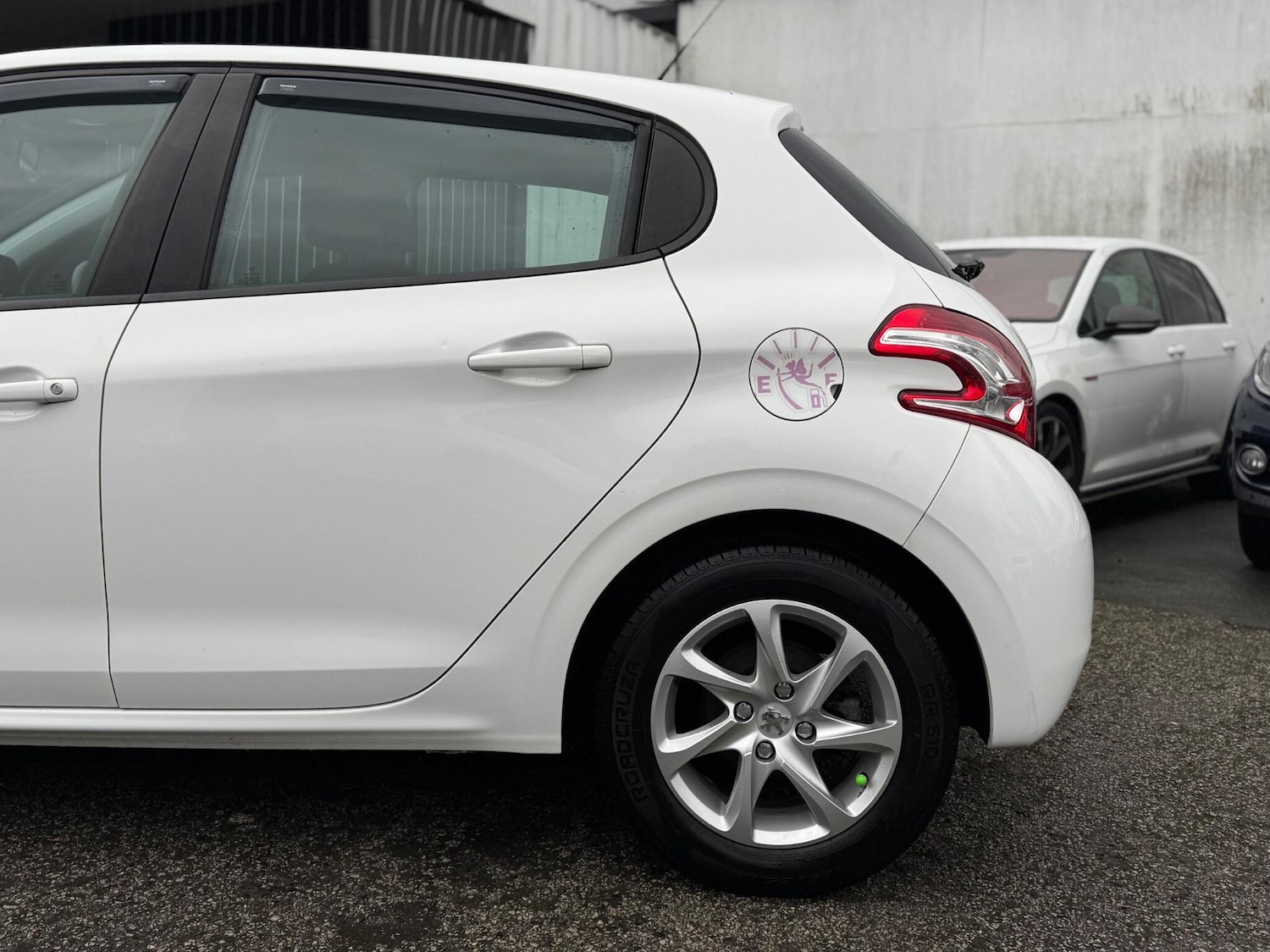 Used Peugeot 208 2013 for sale - 77410904: Photo 59