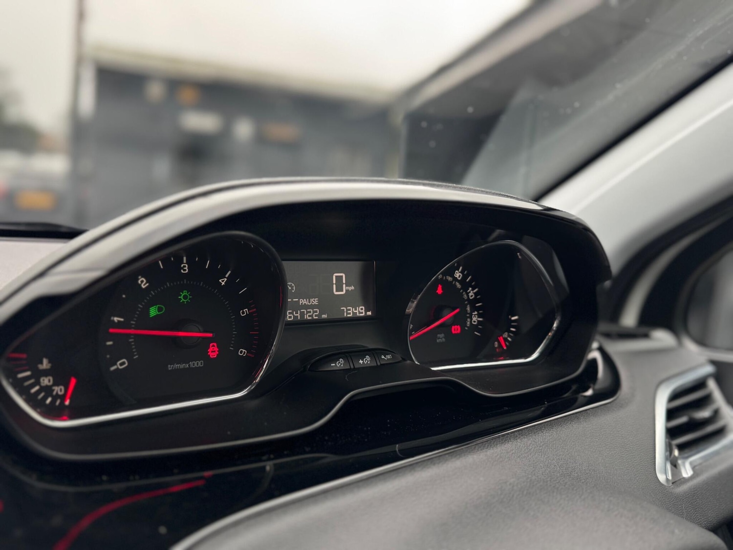 Used Peugeot 208 2013 for sale - 77410904: Photo 64