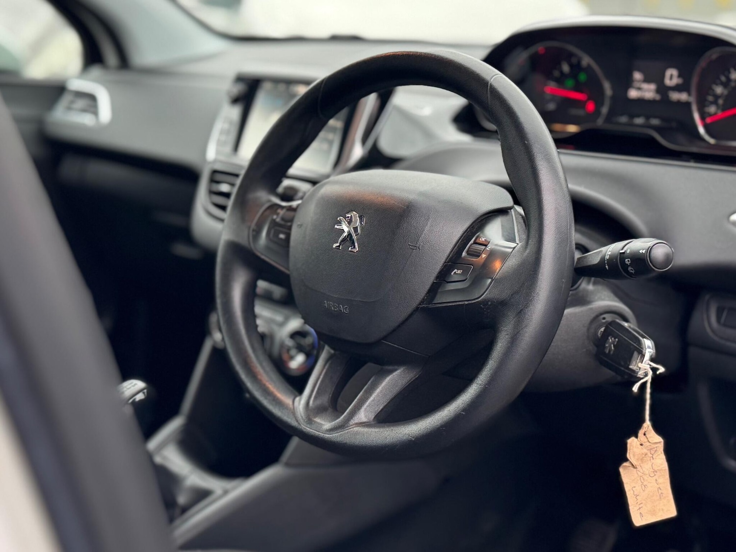 Used Peugeot 208 2013 for sale - 77410904: Photo 66