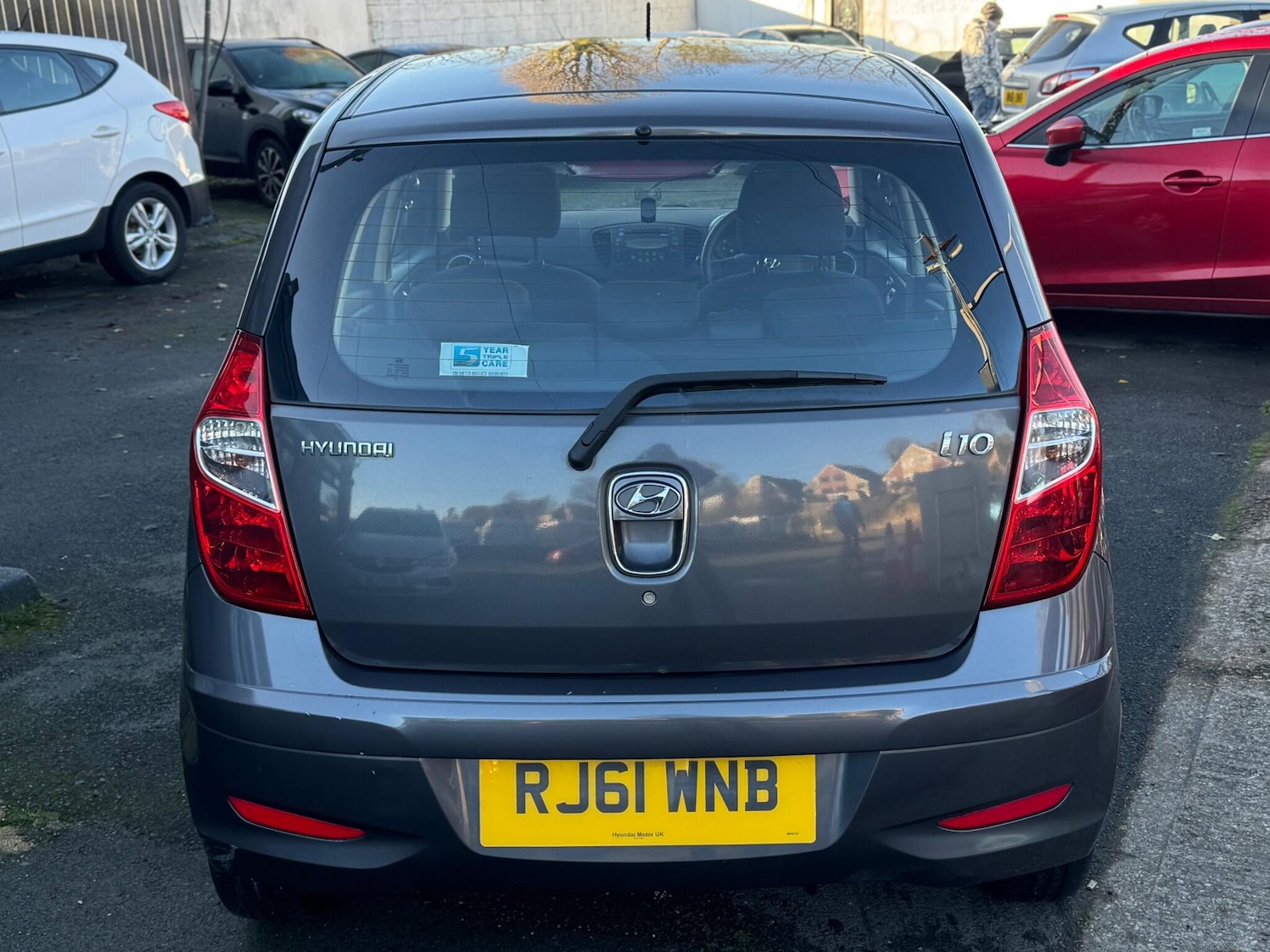 Used Hyundai i10 2011 for sale - 76759403: Photo 24