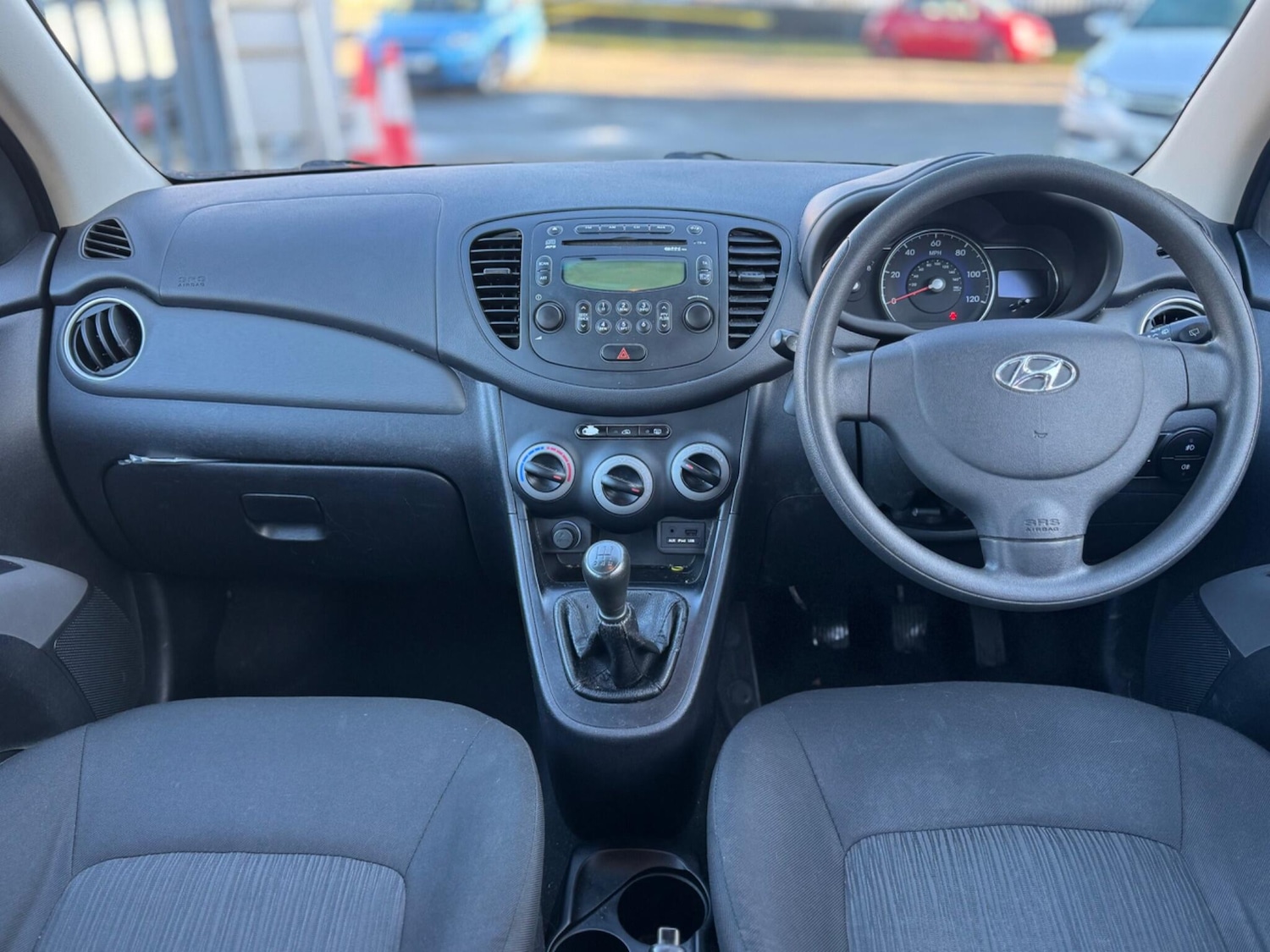 Used Hyundai i10 2011 for sale - 76759403: Photo 35