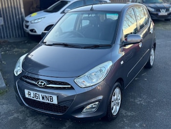 Used Hyundai i10 2011 for sale - 76759403: Photo