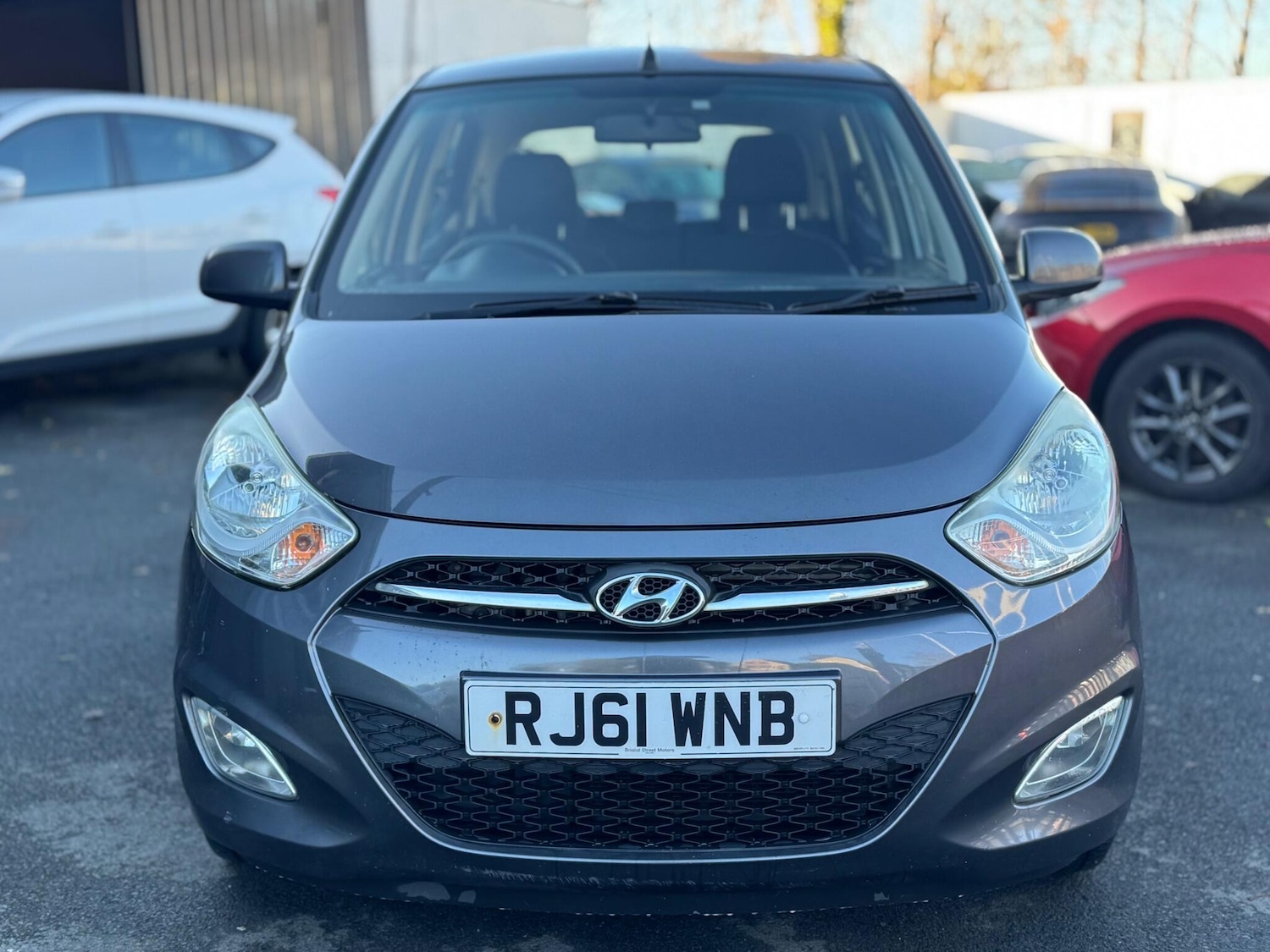 Used Hyundai i10 2011 for sale - 76759403: Photo 8