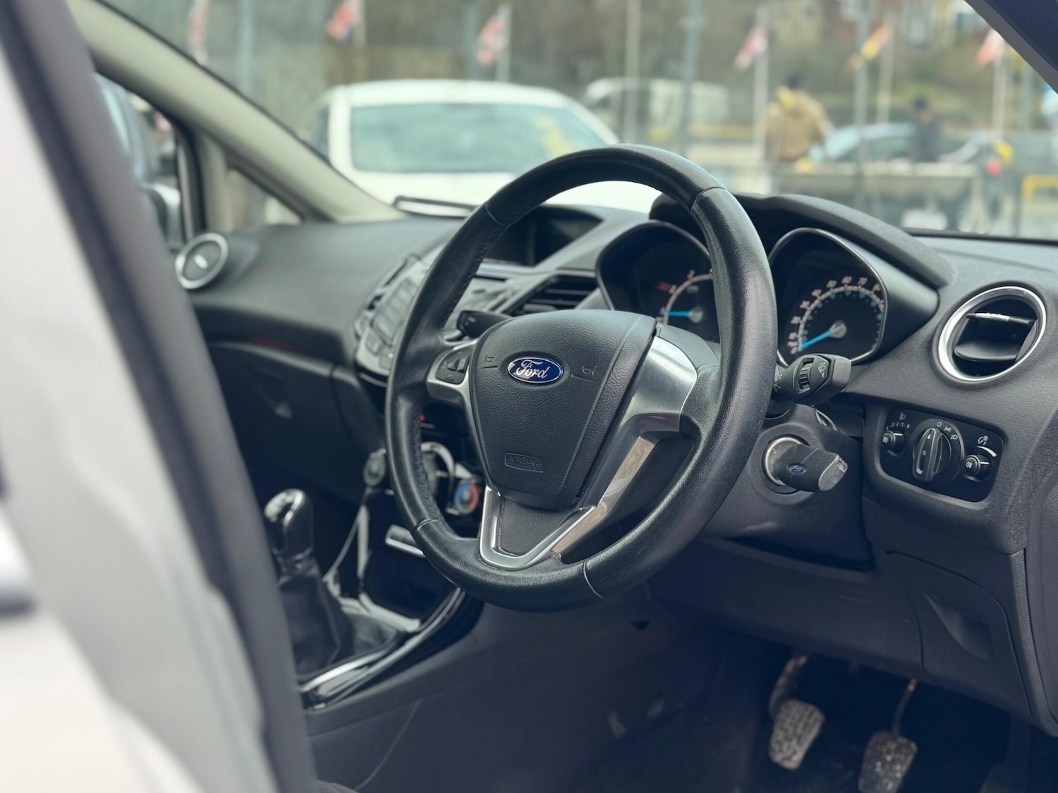 Used Ford Fiesta for sale - 78101163: Photo 26