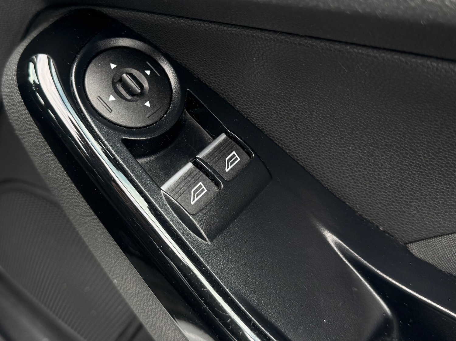 Used Ford Fiesta for sale - 78101163: Photo 39