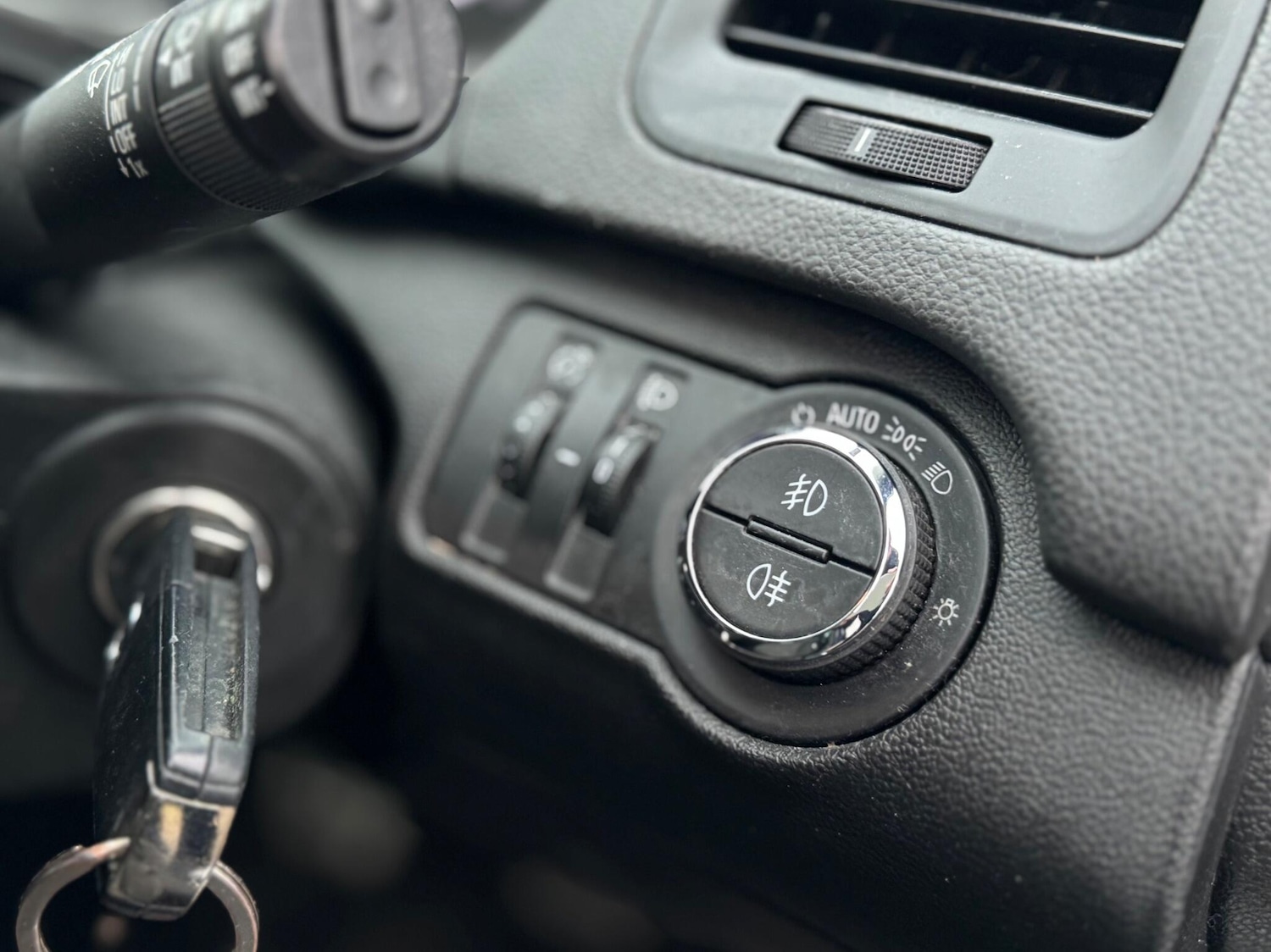 Used Vauxhall Insignia 2015 for sale - 78101504: Photo 32