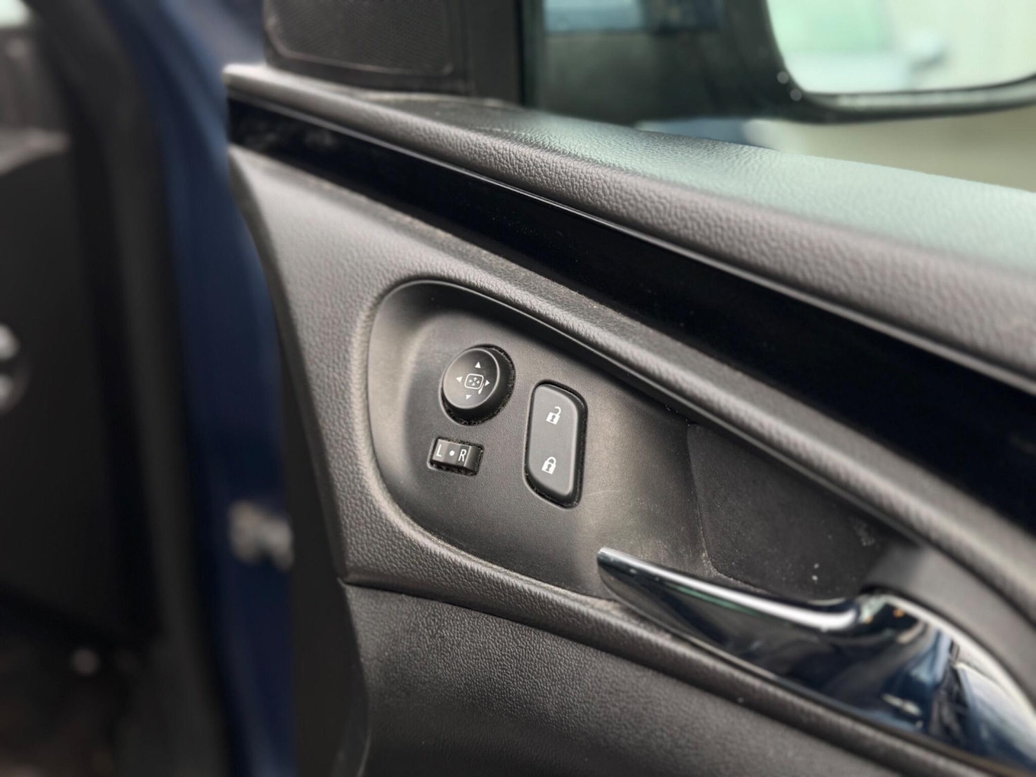 Used Vauxhall Insignia 2015 for sale - 78101504: Photo 34