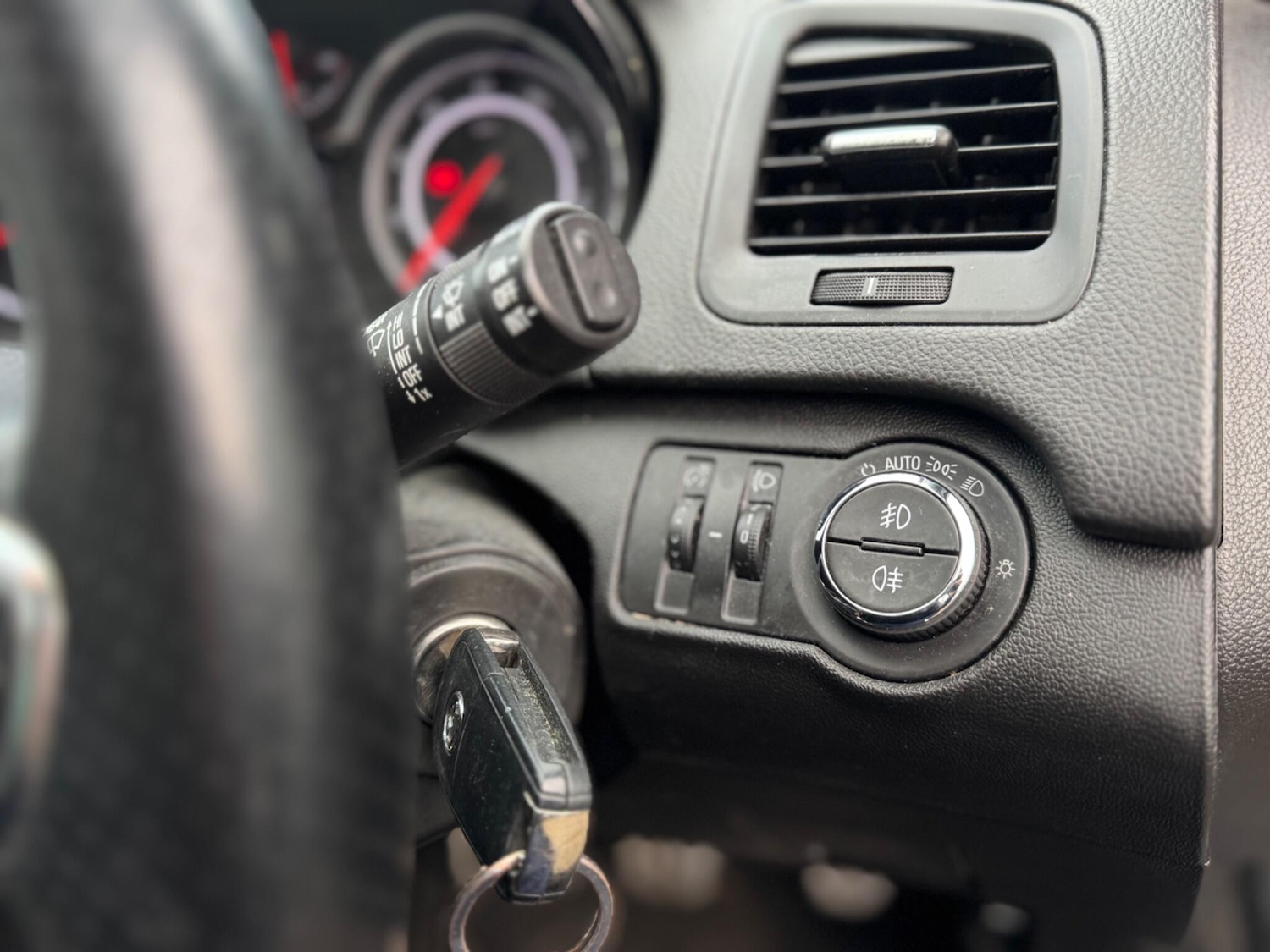 Used Vauxhall Insignia 2015 for sale - 78101504: Photo 38