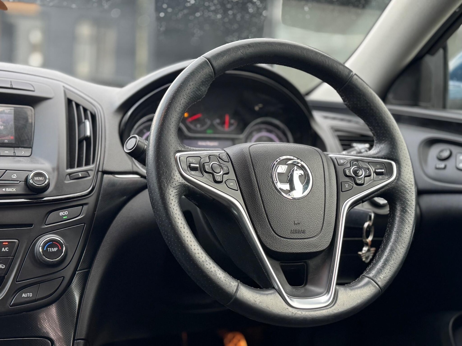 Used Vauxhall Insignia 2015 for sale - 78101504: Photo 60