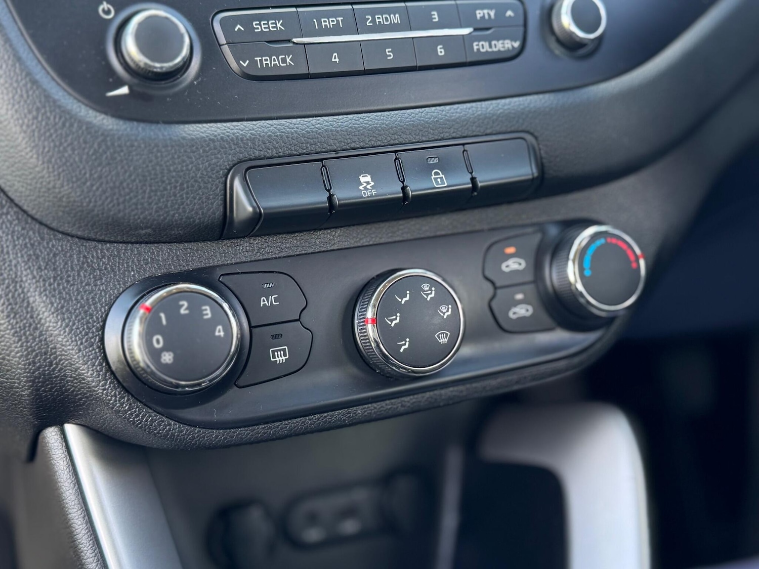 Used Kia Ceed 2012 for sale - 78100671: Photo 42