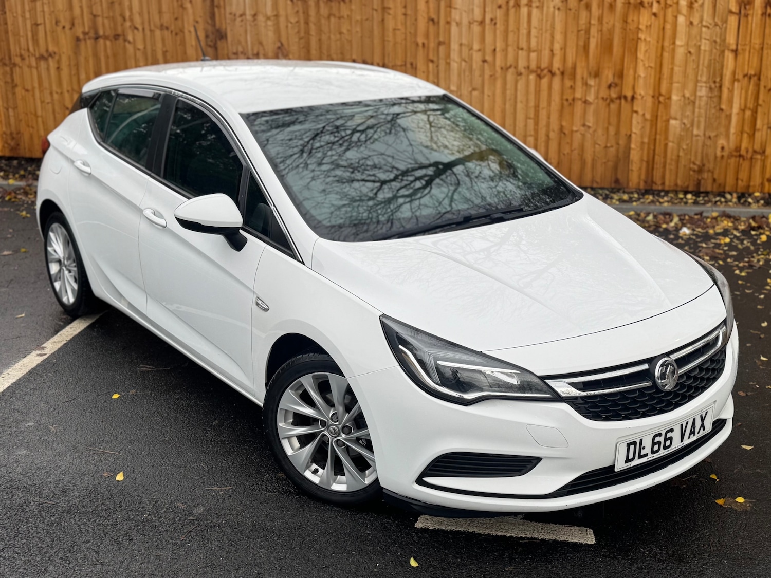 Used Vauxhall Astra 2016 for sale - 76554377: Photo 3
