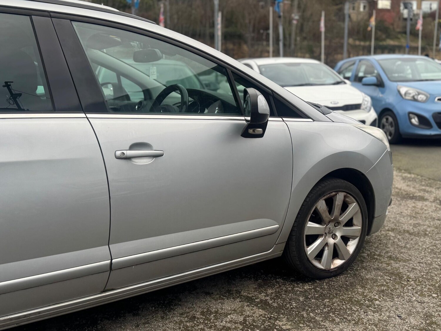 Used Peugeot 5008 2013 for sale - 77723806: Photo 17