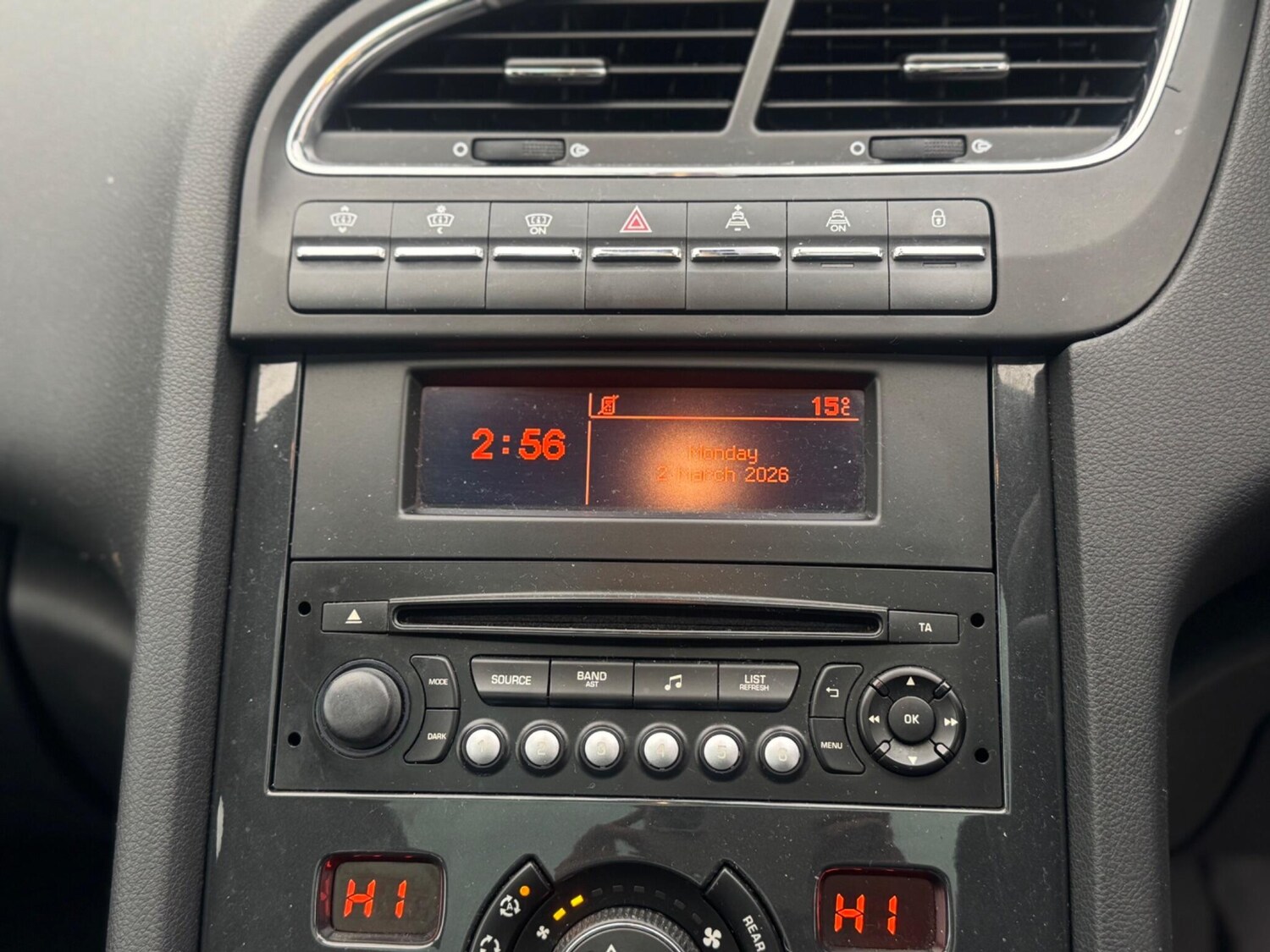 Used Peugeot 5008 2013 for sale - 77723806: Photo 37