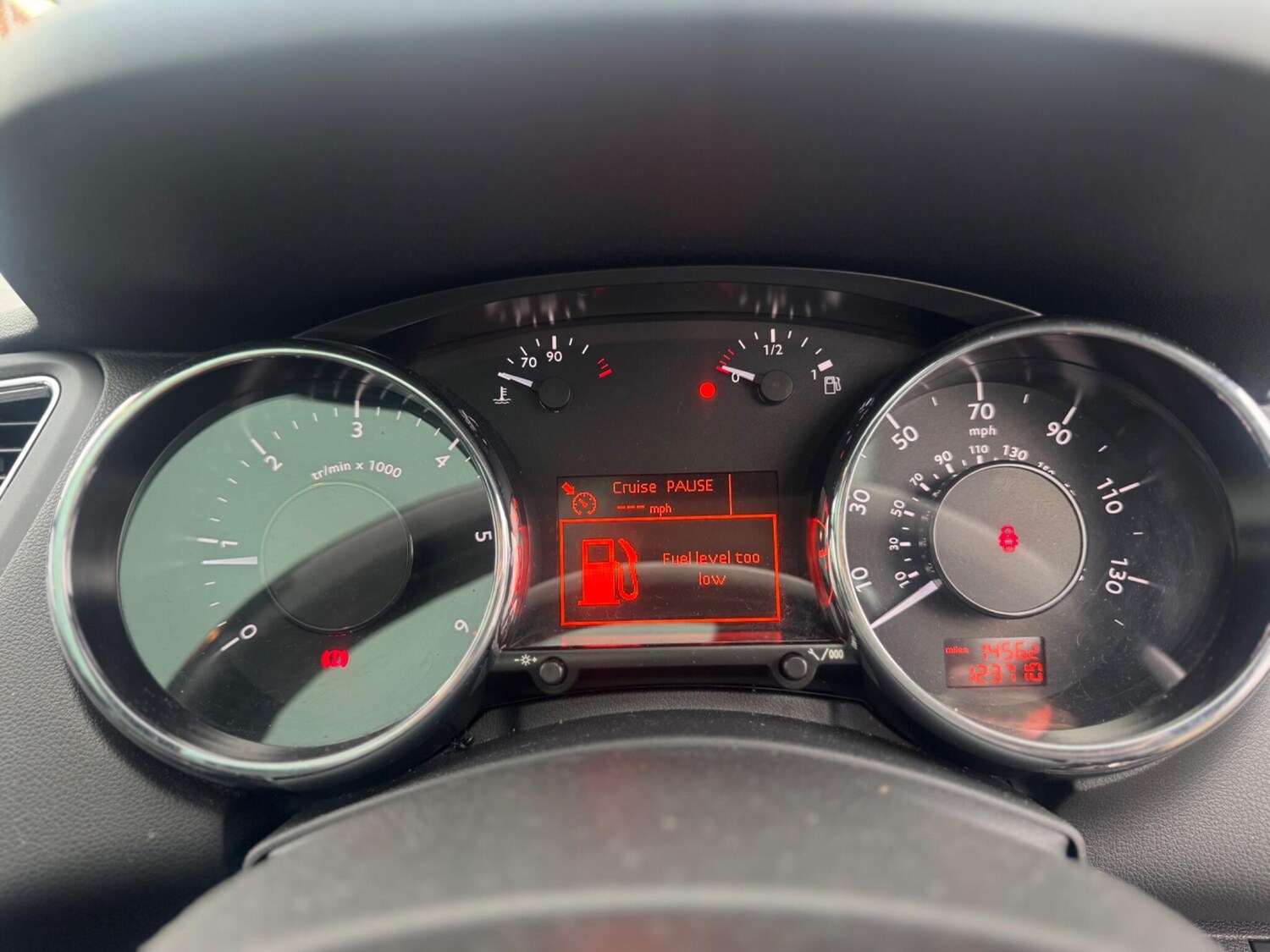 Used Peugeot 5008 2013 for sale - 77723806: Photo 38