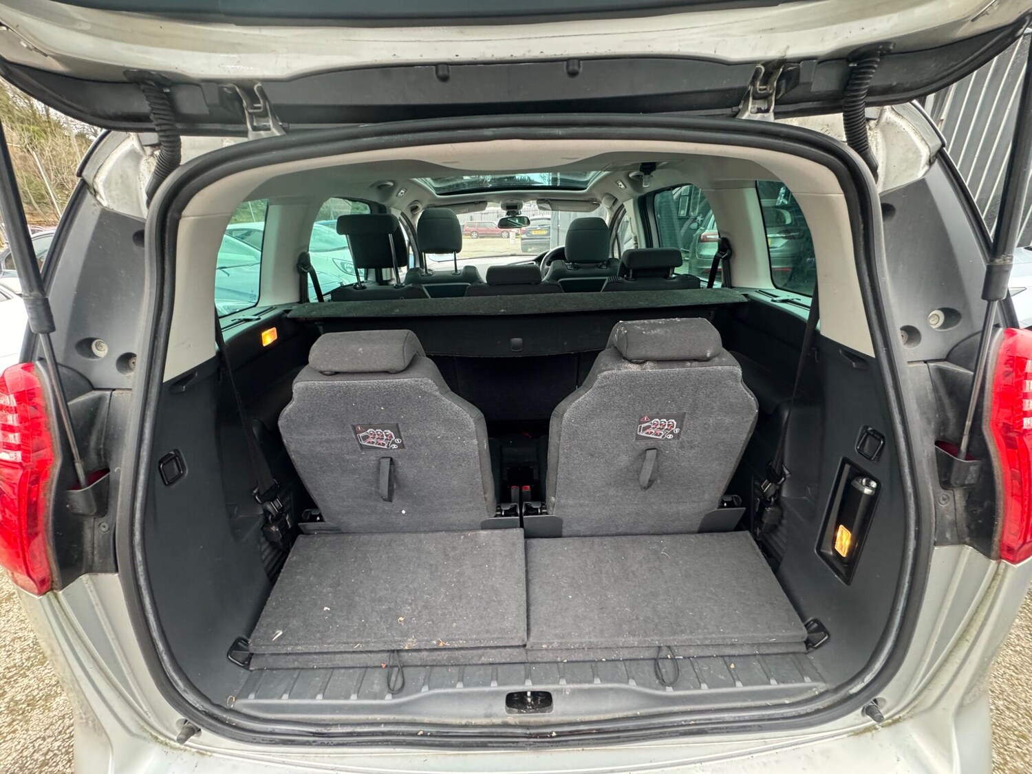 Used Peugeot 5008 2013 for sale - 77723806: Photo 40