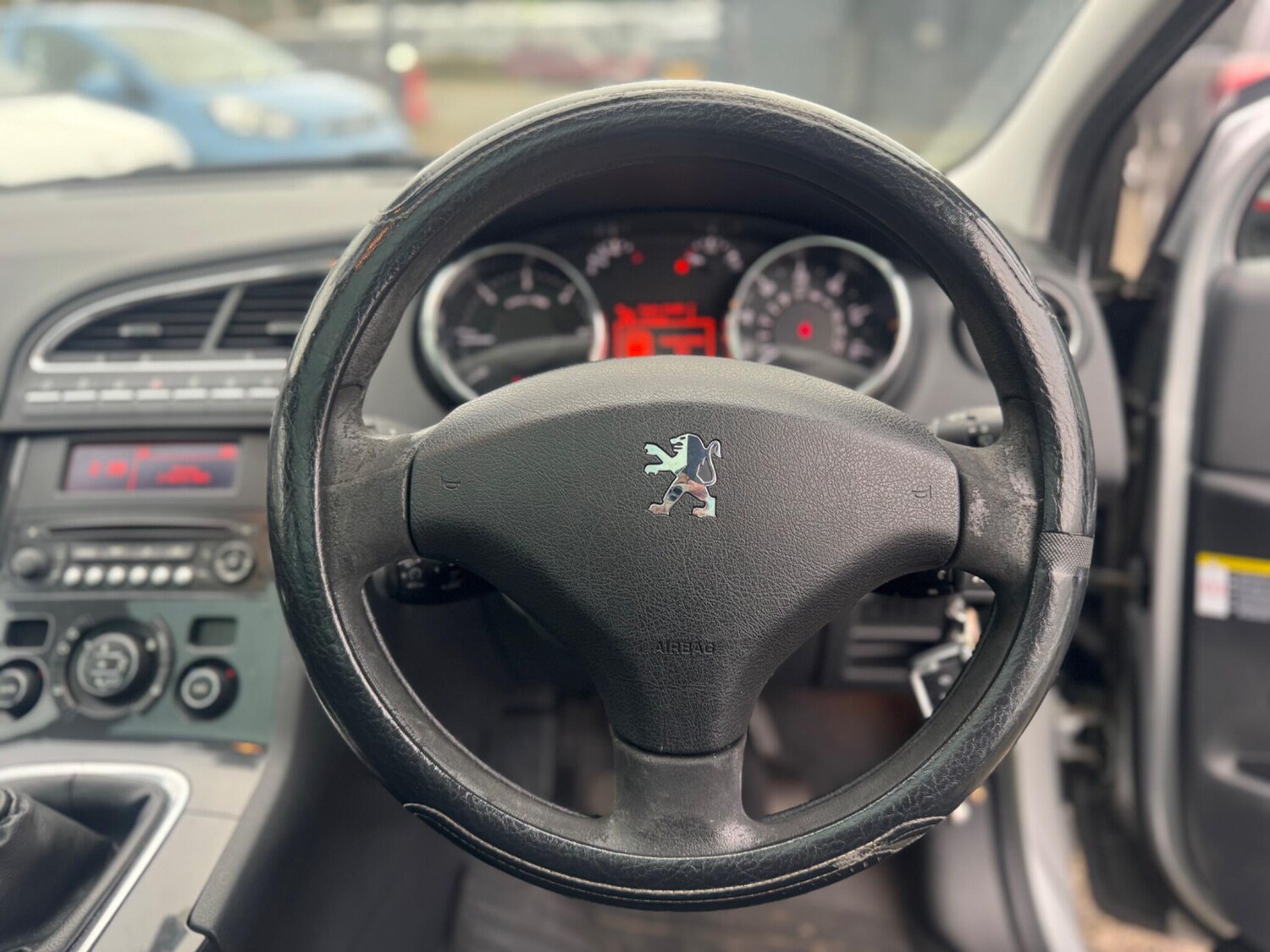 Used Peugeot 5008 2013 for sale - 77723806: Photo 42