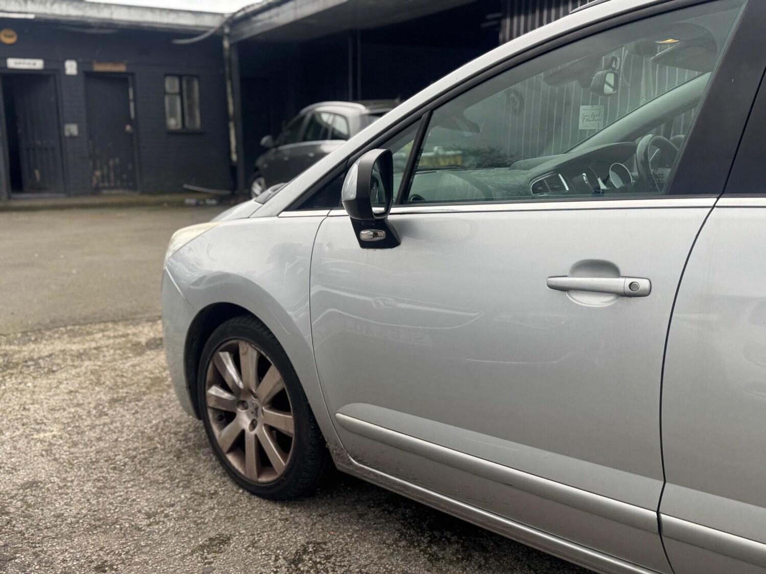 Used Peugeot 5008 2013 for sale - 77723806: Photo 48