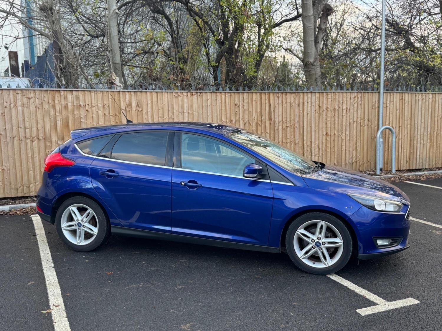 Used Ford Focus for sale - 76729073: Photo 36