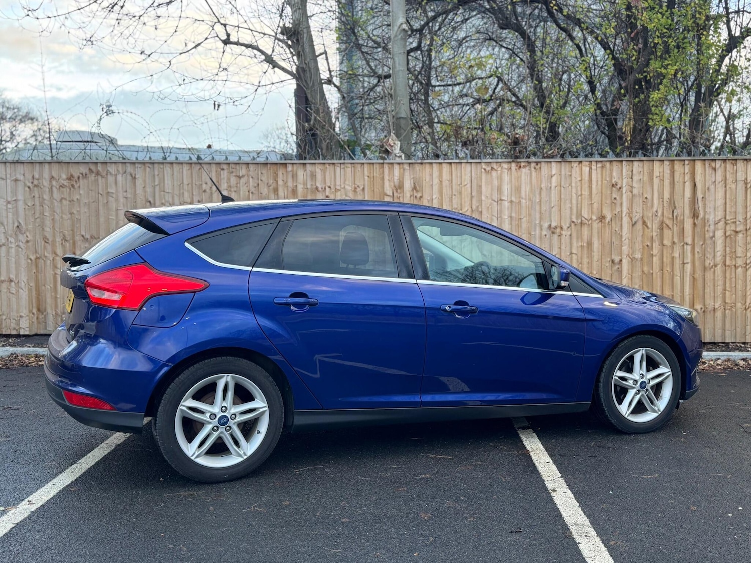 Used Ford Focus for sale - 76729073: Photo 38