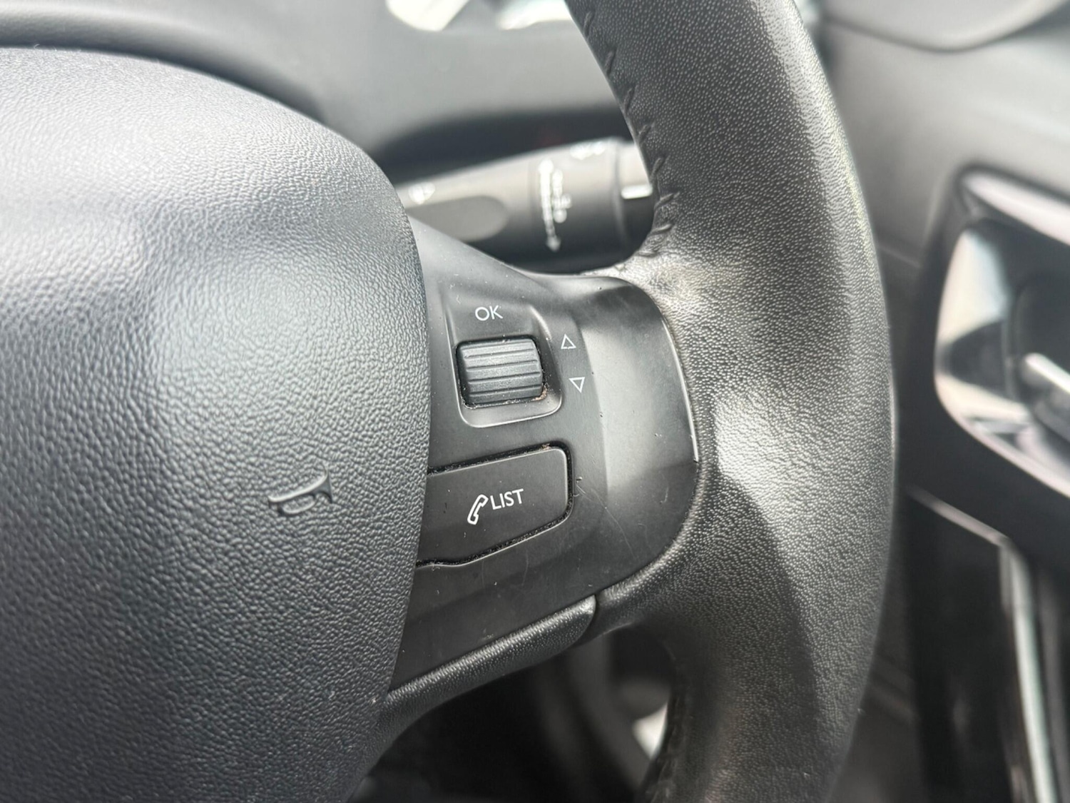 Used Peugeot 208 for sale - 77081996: Photo 42