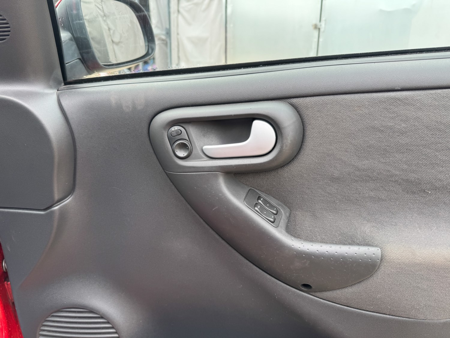 Vauxhall Corsa 2004 (54) - 1.2i 16V Energy 5dr - Image 14