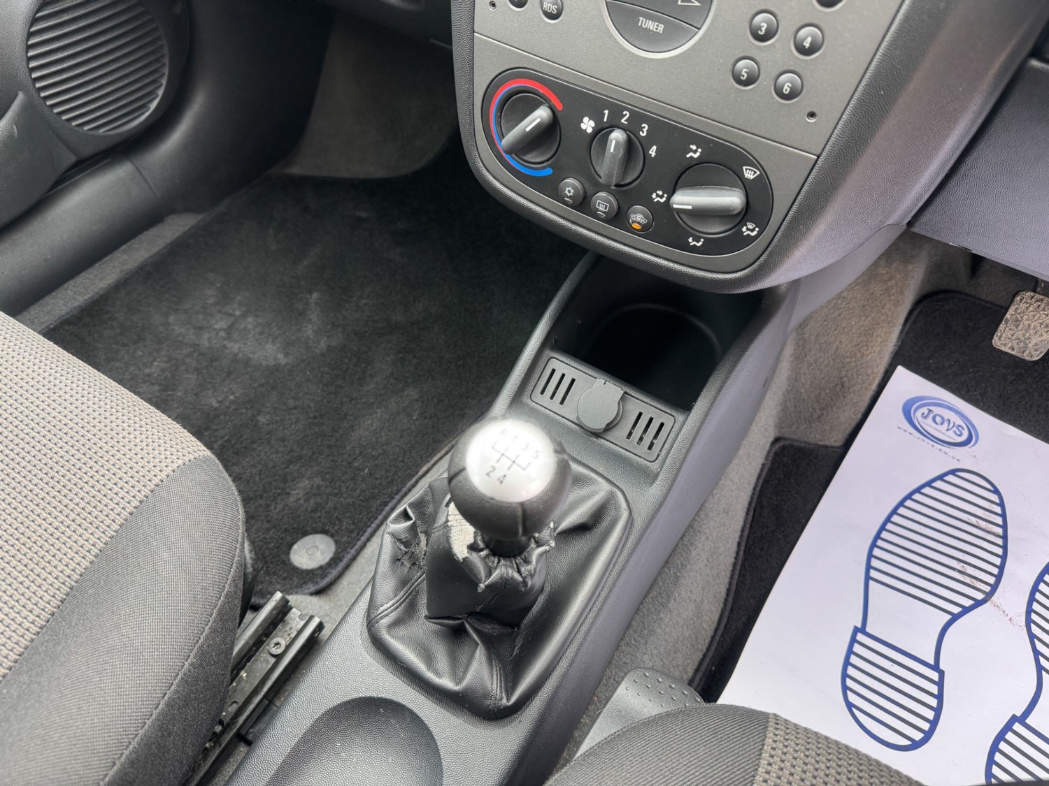 Vauxhall Corsa 2004 (54) - 1.2i 16V Energy 5dr - Image 18
