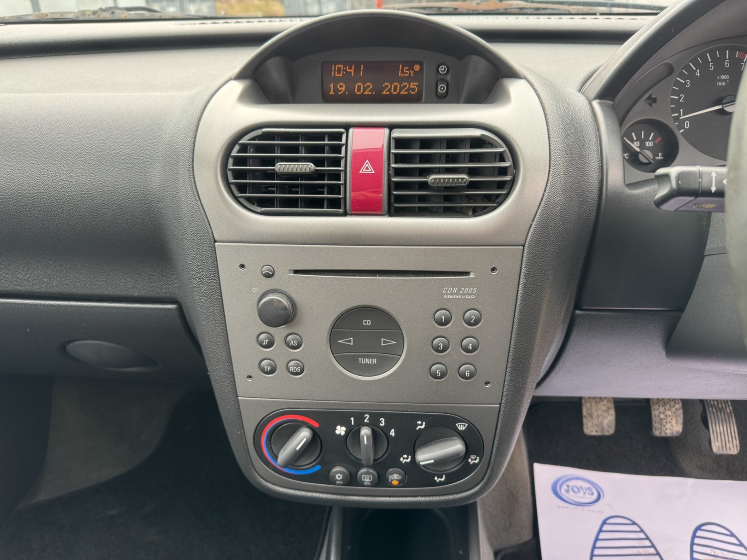 Vauxhall Corsa 2004 (54) - 1.2i 16V Energy 5dr - Image 19