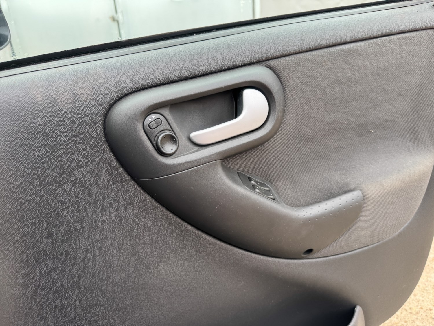 Vauxhall Corsa 2004 (54) - 1.2i 16V Energy 5dr - Image 24