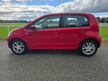 Used Volkswagen up! 2014 for sale - 75789136: Photo