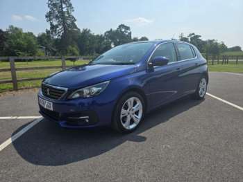 Used Peugeot 308 2018 for sale - 74930012: Photo