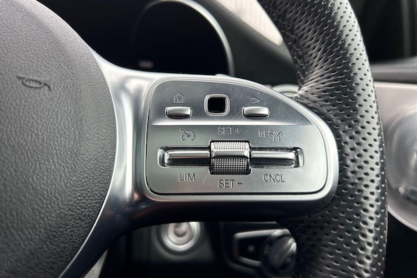 Used Mercedes-Benz C-Class 2021 for sale - 76032437: Photo 9
