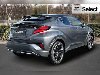 Used Toyota C-HR 2022 for sale - 75915218: Photo