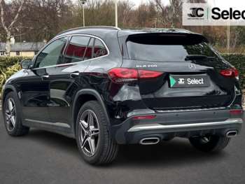 Used Mercedes-Benz GLA 2022 for sale - 74850832: Photo