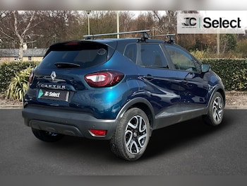 Used Renault Captur 2019 for sale - 75553355: Photo