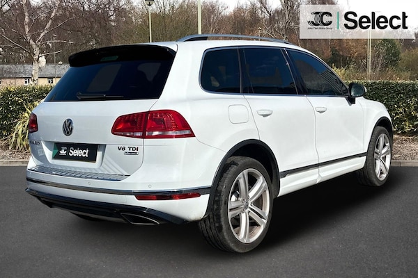 Used Volkswagen Touareg 2017 for sale - 76020623: Photo 2