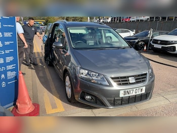 2017 (17) - 2.0 TDI SE Lux MPV 5dr Diesel DSG Euro 6 (s/s) (184 ps)