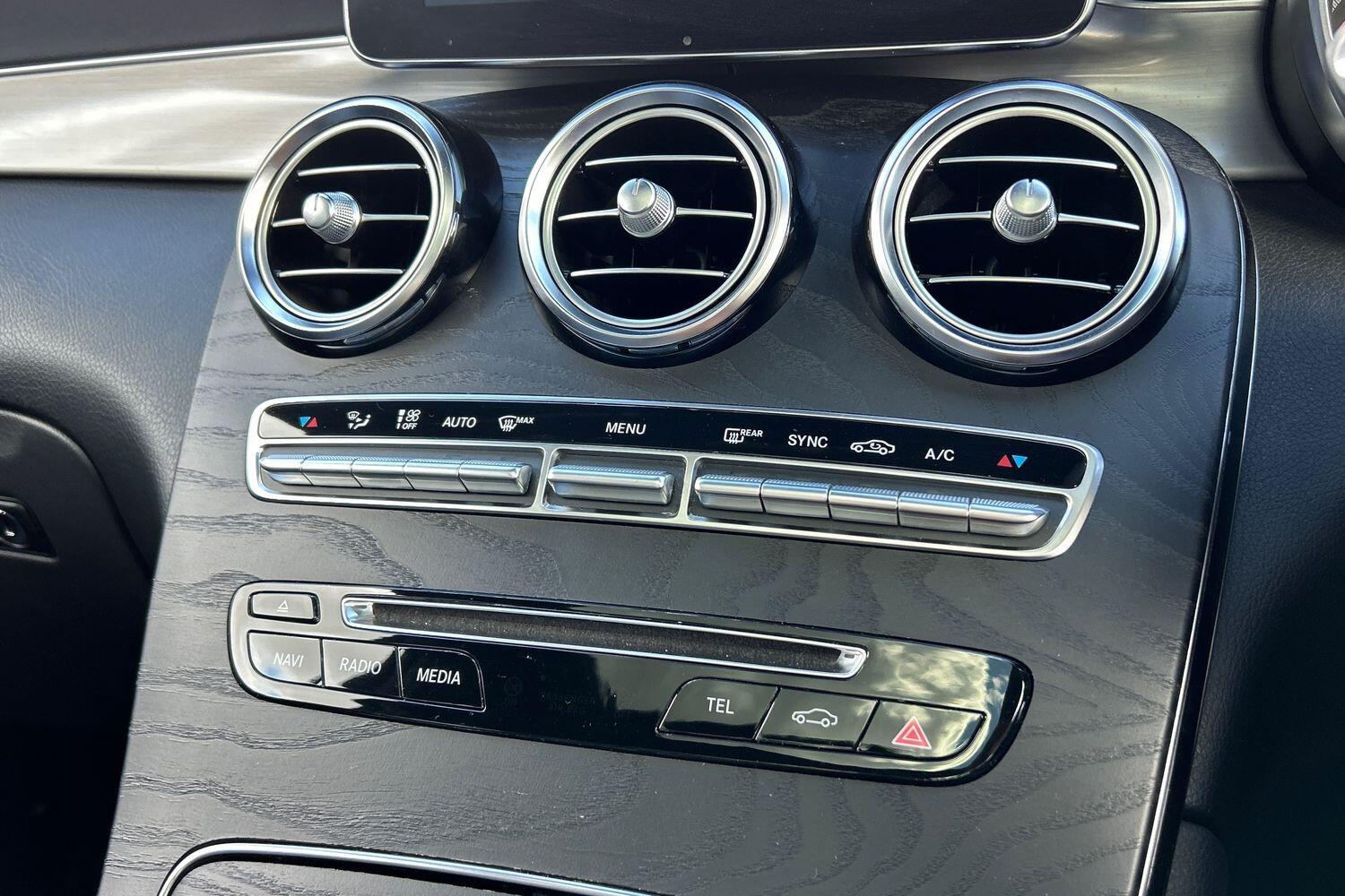Used Mercedes-Benz GLC 2018 for sale - 76085228: Photo 18
