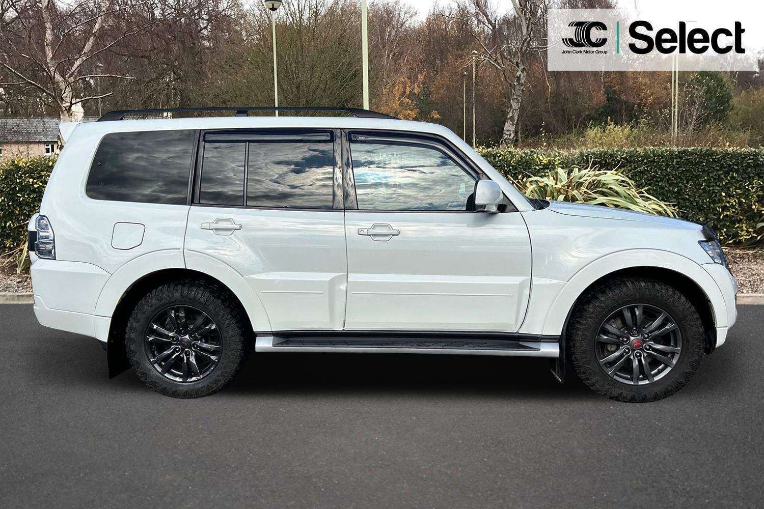 Used Mitsubishi Shogun 2015 for sale - 76001150: Photo 12