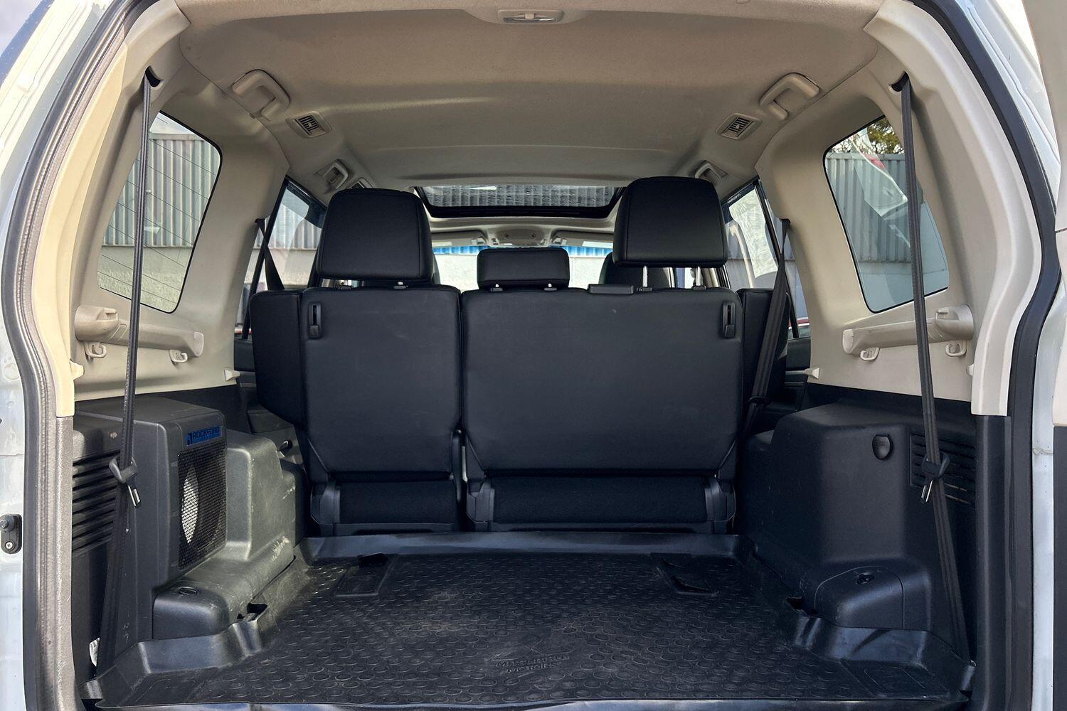 Used Mitsubishi Shogun 2015 for sale - 76001150: Photo 16