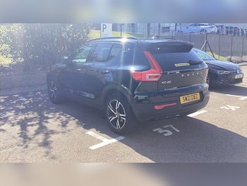 Used Volvo XC40 2021 for sale - 75916024: Photo