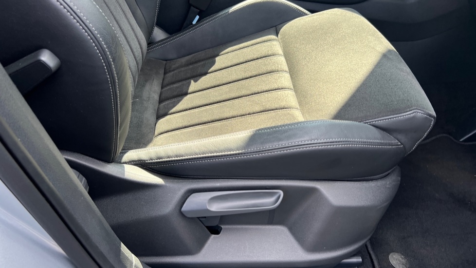 Used Skoda Karoq 2024 for sale - 76155045: Photo 44