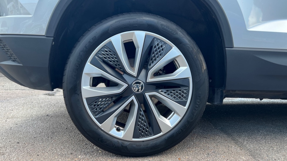 Used Skoda Karoq 2024 for sale - 76155045: Photo 5