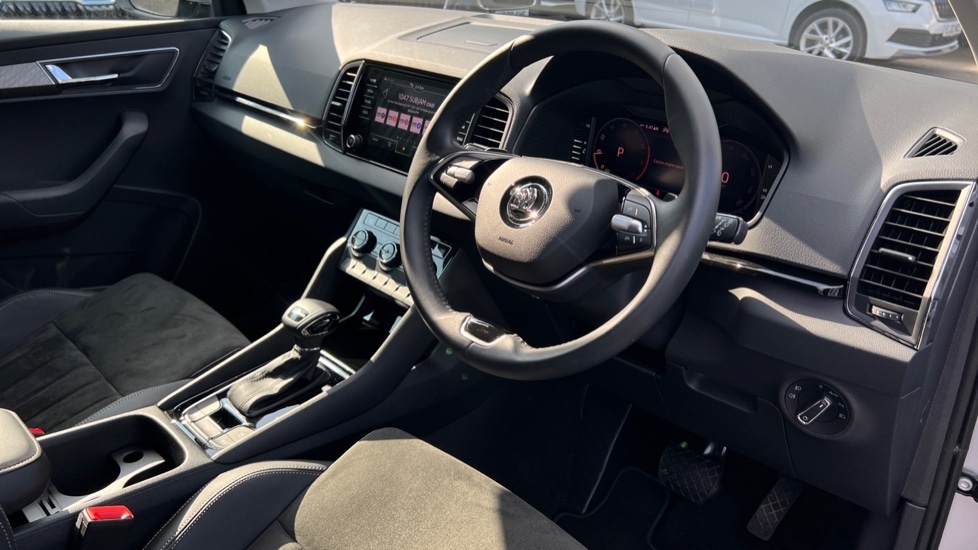 Used Skoda Karoq 2024 for sale - 76155045: Photo 6