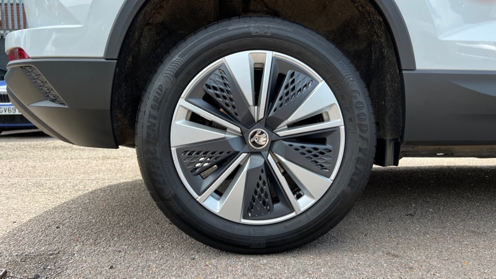 Used Skoda Karoq 2024 for sale - 76140113: Photo 5
