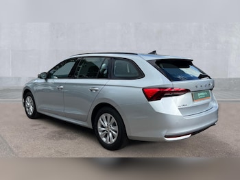 Used Skoda Octavia 2024 for sale - 75725998: Photo